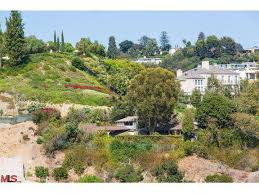 Here is elon musk''s luxurious lifestyle, house, and cars. Billionaire Tesla Ceo Elon Musk Buys Neighbor S Home In Bel Air For 6 75 Million