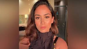 mira kapoor drops stunning no filter