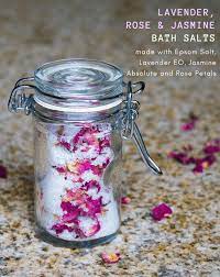 rose homemade aromatherapy bath salts