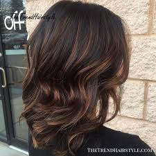 It varies from light brown to a medium dark hair. Shimmering Light Brown Highlights 60 Hairstyles Featuring Dark Brown Hair With Highlights The Trending Hairstyle