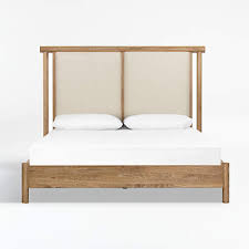 Edgebrook Queen Upholstered Wood Bed