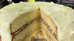 triple layer vanilla cream cake