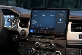 2023 ford expedition interior short