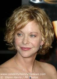 Meg ryan in a max mara turtleneck and pants and de beers rings. Meg Ryan With A Versatile Short Haircut