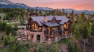 ski in ski out luxury vacation homes