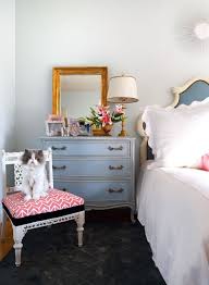 how to create a modern vintage bedroom