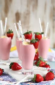 easy strawberry banana smoothie recipe