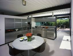 Case Study House      EYE ON DESIGN by Dan Gregory Eames and Saarinen s Case Study House     Black   White 