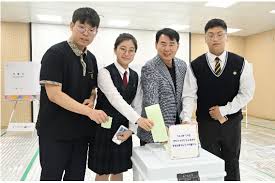일산서 만취운전 Suv, 주점 돌진…직원·손님 13명 부상 - 뉴스1