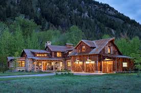 Rustic Mountain Cabin In Idaho Gives