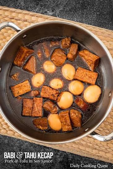 Babi kecap telur tahu