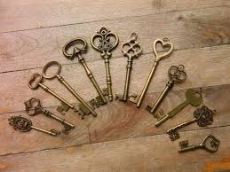 20 Mixed Skeleton Keys Lot Wedding Keys Steampunk Antique