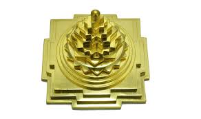 Buy Gemstone Mart Shree Yantra in Panchdhatu (6 x 6-Inches, Golden) Online  at Low Prices in India - Amazon.in
