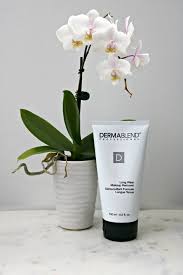 look flawless with dermablend with long
