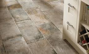 retailers discuss selling tile