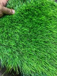 green artificial turf at rs 40 square