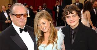 As of 2021, jack nicholson's net worth is $400 million, and he is one of the richest actors in the world. Everything We Know About Jack Nicholson S 5 Kids Thethings
