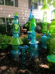 juxtapose jane glass garden art