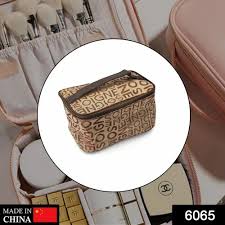6065 portable makeup bag widely used by