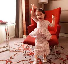 Baju kurung is one of malaysia's traditional attires for women and they are typically worn during special celebrations like weddings and the islamic new year. 19 Baju Kurung Ideas Kids Dress Kids Fashion Kids Outfits
