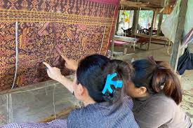 ancient art of khmer weaving alive in