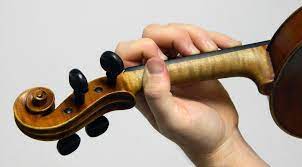 A common problem with most below are some steps to teach you how to hold a bow; How To Teach Fourth Finger To Beginning Strings Students Sandy Goldie