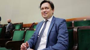 The lower house appointed professor marcin wiącek to the position of ombudsman, on thursday, in a sixth attempt to fill the position due to parties' disagreements. Sejm Wybral Rpo Prof Wiacek Czuje Sie Z Tego Powodu Niezwykle Zobowiazany Wiadomosci