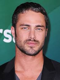 taylor kinney 5 things to know
