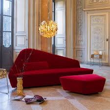 Lebendige kontraste das pinke sofa vor der grünen wand. Modernes Sofa Verlaine Driade Samt Satin Leder