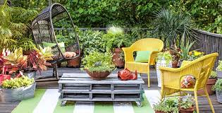 How To Make A Small Garden Look