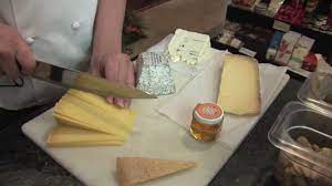 how to emble a cheese board you