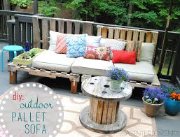 Pallet Furniture Plans That Show Us The