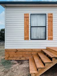 Mobile Home Skirting Options That Look