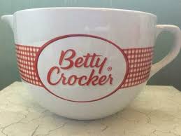 betty crocker ceramic mixing bowl with