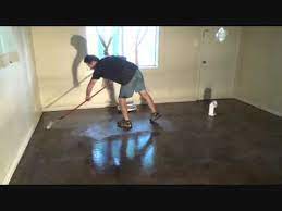 a great way to apply floor sealer you