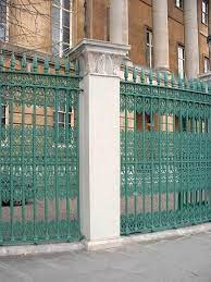 paint colors for iron gates and fences