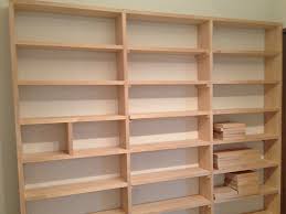 本棚を壁一面に！ローコストで作る方法 | MASAKISEKKEI