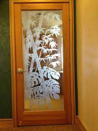 Monstera Leaf Etched Glass Door Design