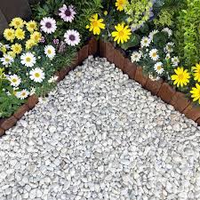 Polar White 20mm Decorative Chippings