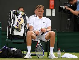У даниила есть сестра елена. Daniil Medvedev Somehow Prevents Himself From Swearing To Avoid Fine In Furious Wimbledon Rant