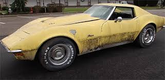 1970 corvette receives first wash after