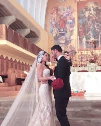 Usd $274.39 (1329) abiti da sposa nuovo. Clarissa Marchese Attacca Chi Critica Il Suo Abito Da Sposa Voi Con Le Magliette Dei Cinesi Giornale Di Sicilia