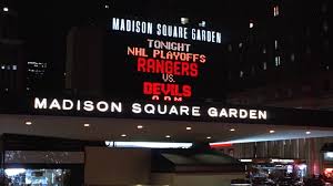 Madison square garden has a bunch of concerts available to view in the calendar below. Madison Square Garden In Seinfeld Season 6 Episode 23 The Face Painter 1995