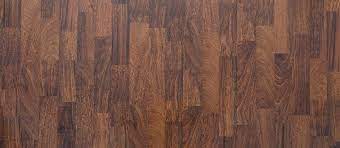 engineered hardwood vs laminate