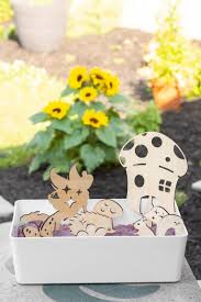Learn How To Make A Fairy Garden With A