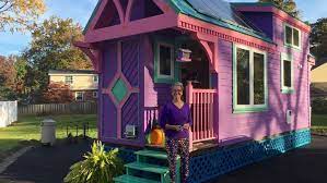 Toledo tiny house owner can't move in yet due to city regulations | WNWO