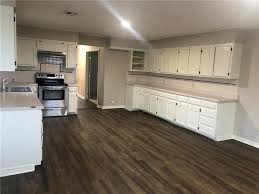 Get expert help from the service providers at kitchens & bath cabinets. 506 Lake Francis Dr Siloam Springs Ar 72761 19 Photos Mls 1172540 Movoto