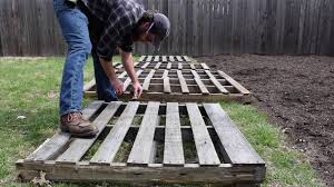 building a pallet fence part 1 using