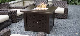 Outdoor Living Fire Pit Ideas