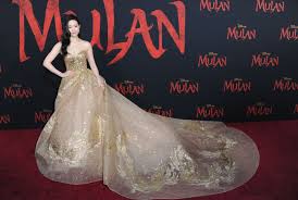 Those that criticize the film tend to be ones that compare to the cartoon or say it doesn't follow the true chinese version story line. Mulan Premieres In Hollywood Despite Coronavirus Fears Vanity Fair